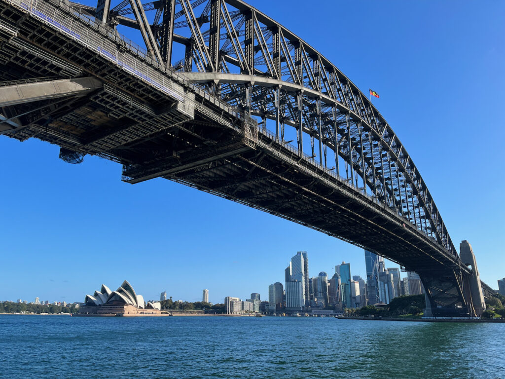 Harbour Bridge et l'opéra de Sydney: deux symboles de la capitale de la Nouvelle-Galles du Sud, dernière étape de notre séjour australien.